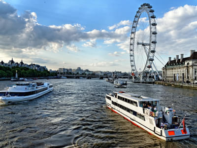 Experience the thrill of London Eye River Cruise