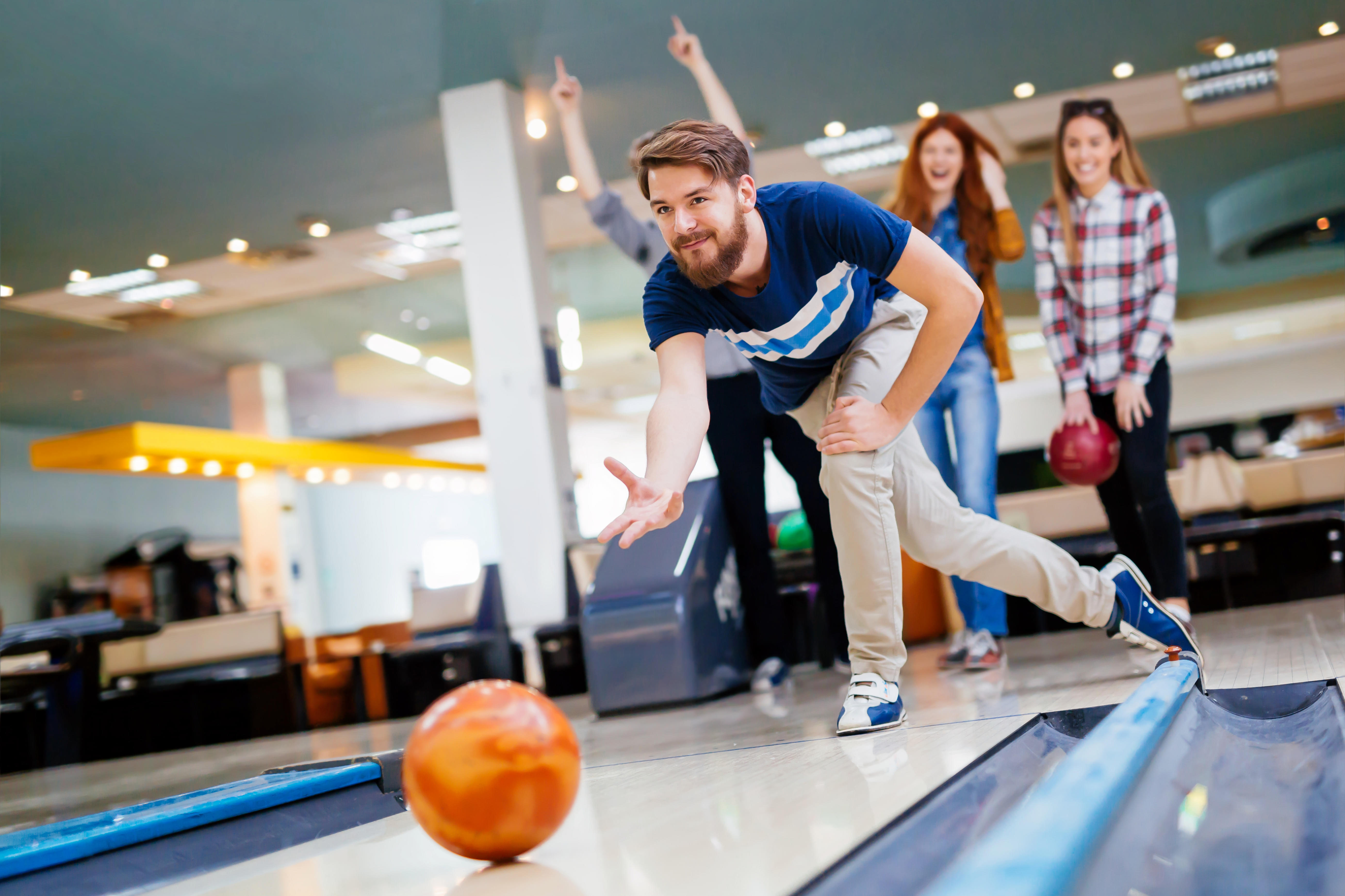 Bowling In Mumbai ₹350 Only Book Online and Save 30%