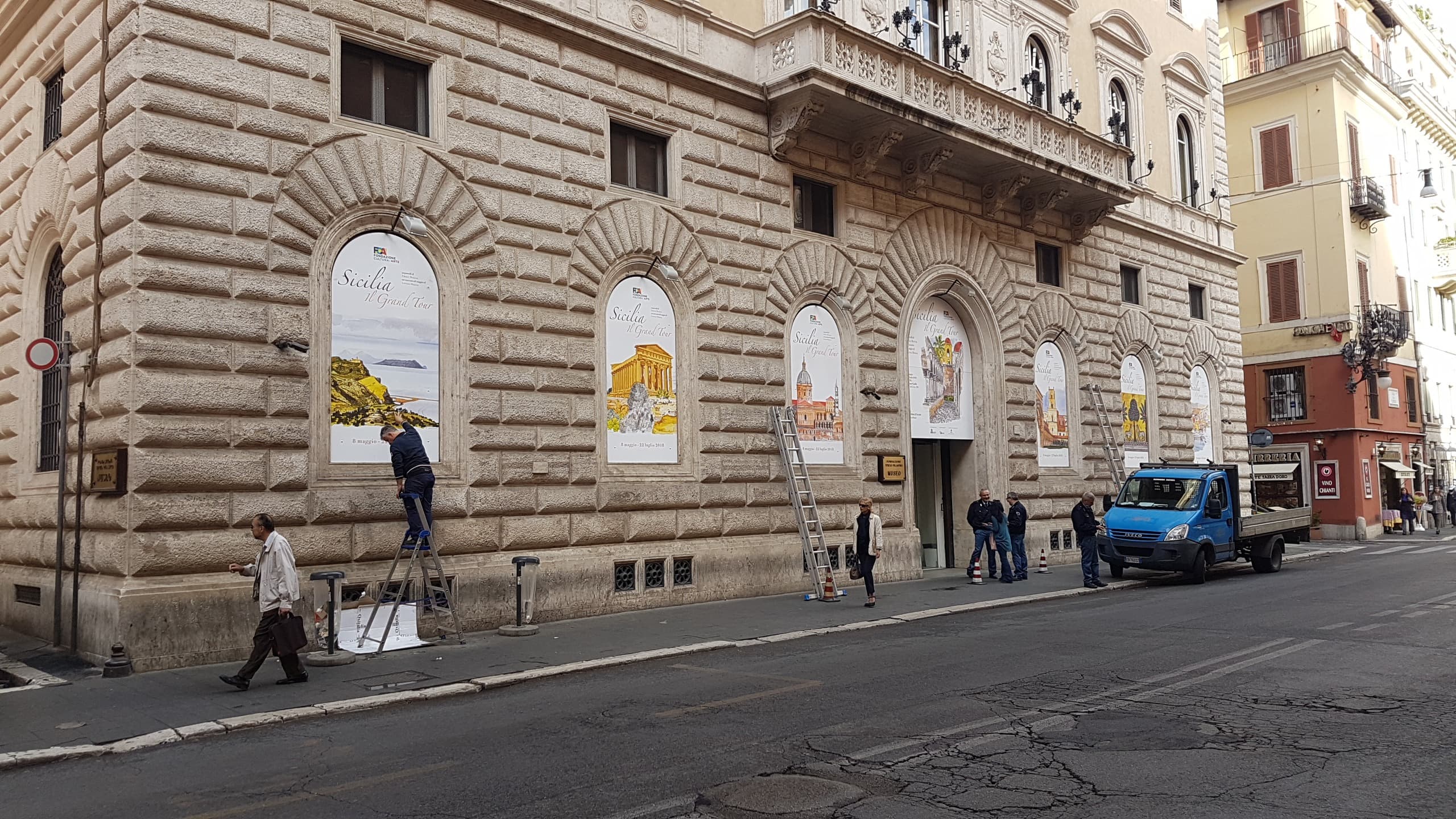 Palazzo Cipolla Overview