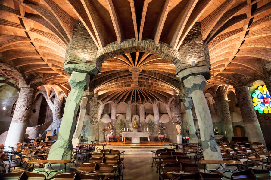 Gaudis Crypt & Colonia Guell Tour Image
