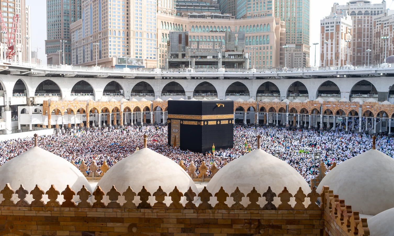 who can visit mecca