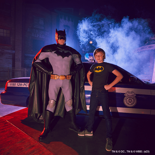 Capture photos with your favourite Warner Bros characters