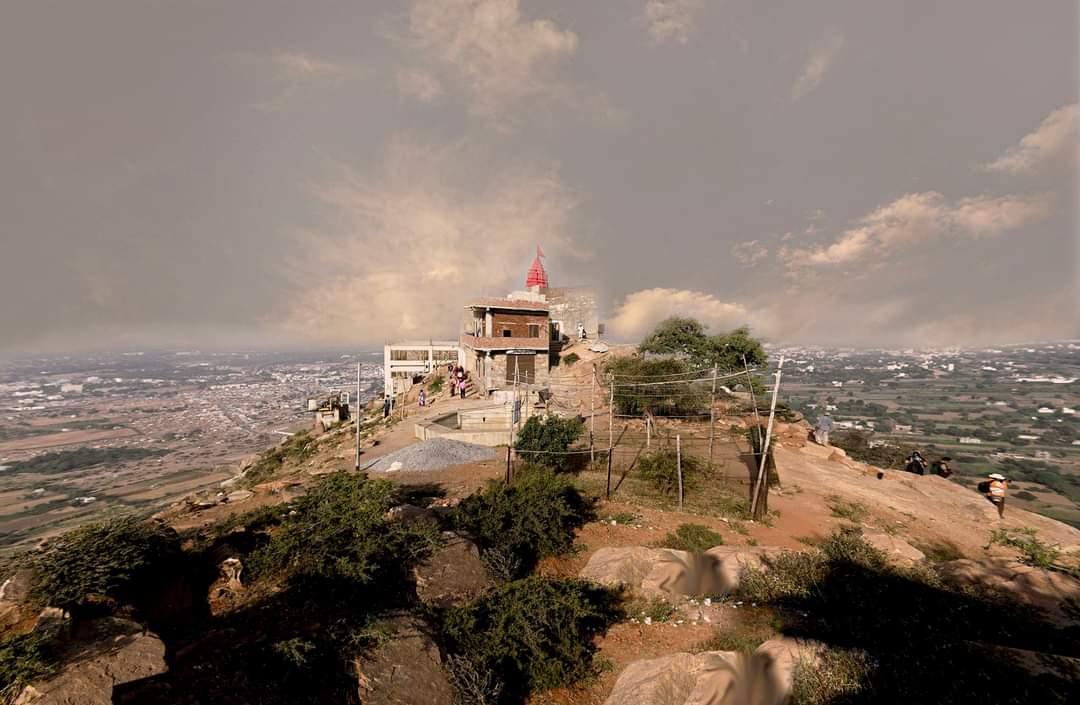 Savitri Temple Overview