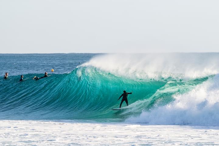 surfing in gold coast