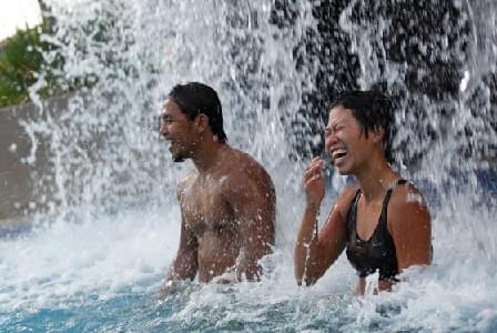 jacuzzi wild wild wet