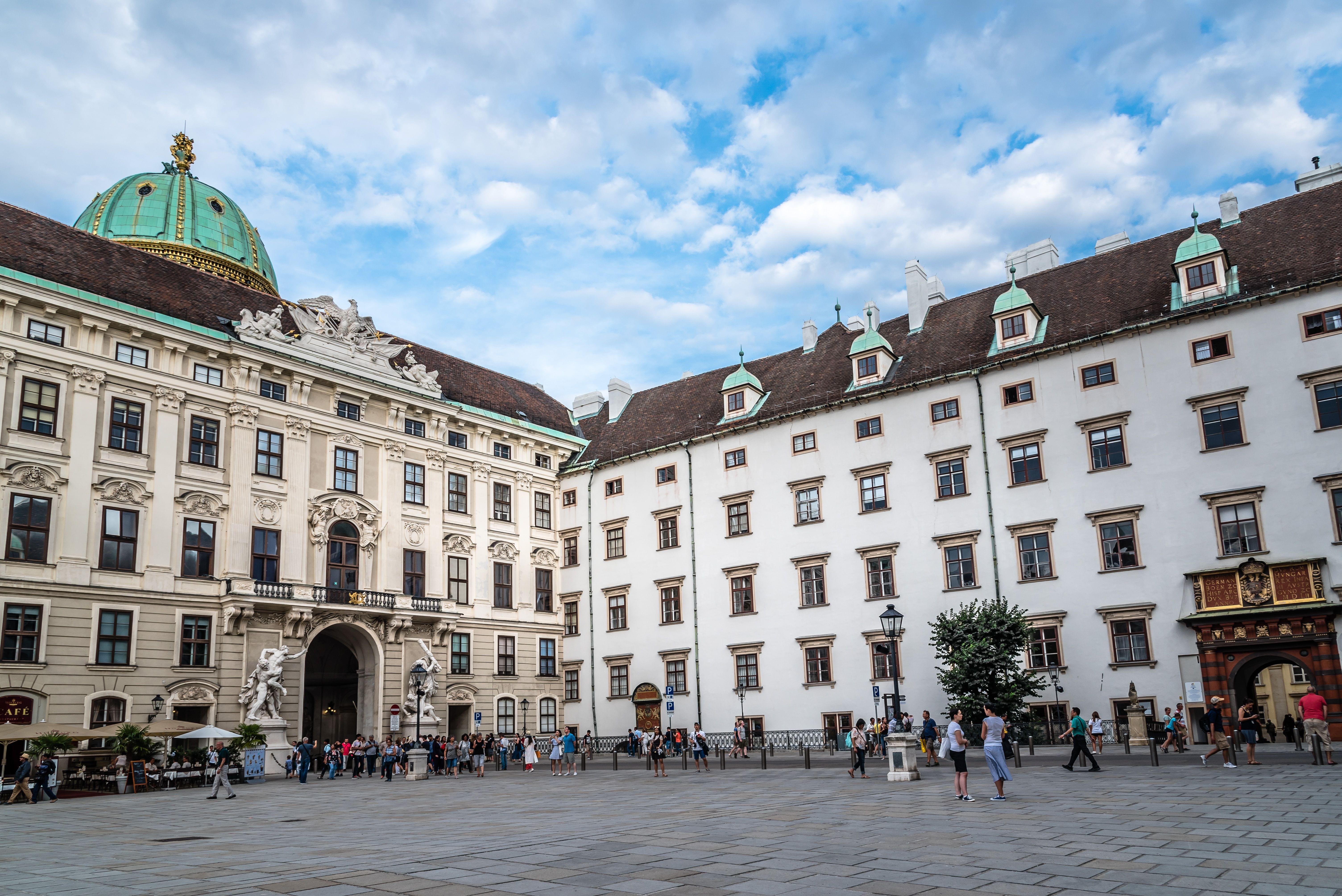 Places to Visit Near Imperial Treasury Vienna