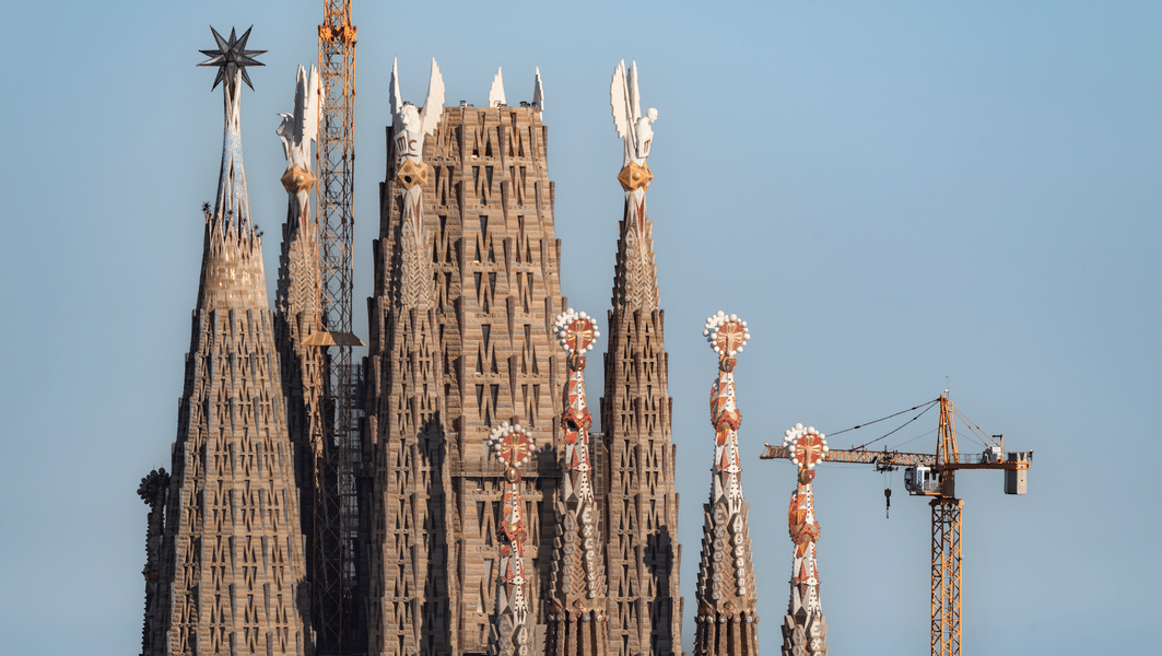 Sagrada Familia under construction