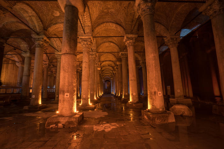 Basilica Cistern At Night - Atmospheric Lighting