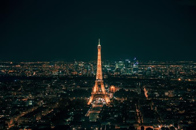 Enjoy The Eiffel Tower Light Show, Best Things To Do Near Eiffel Tower