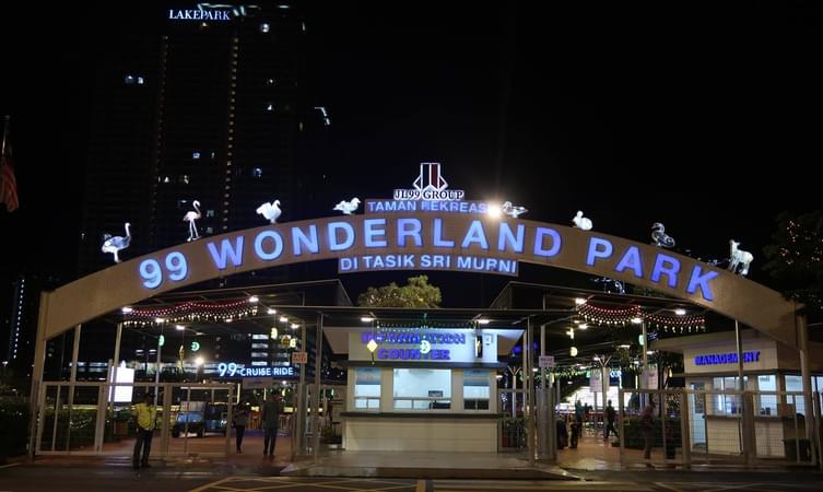 99 Wonderland Park
