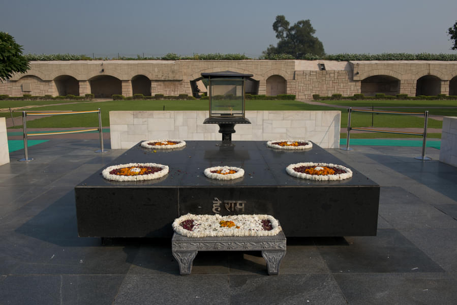 Delhi Footsteps Of Mahatma Gandhi Half Day Tour  Image