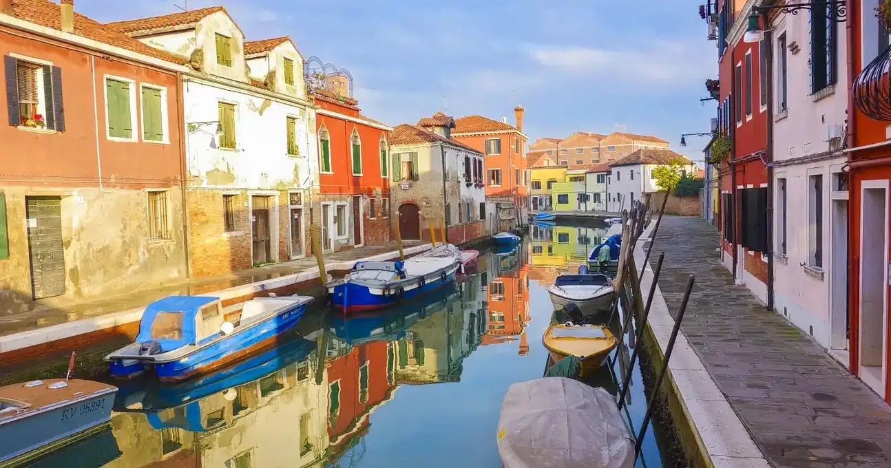 Guided Tour From Milan To Venice
