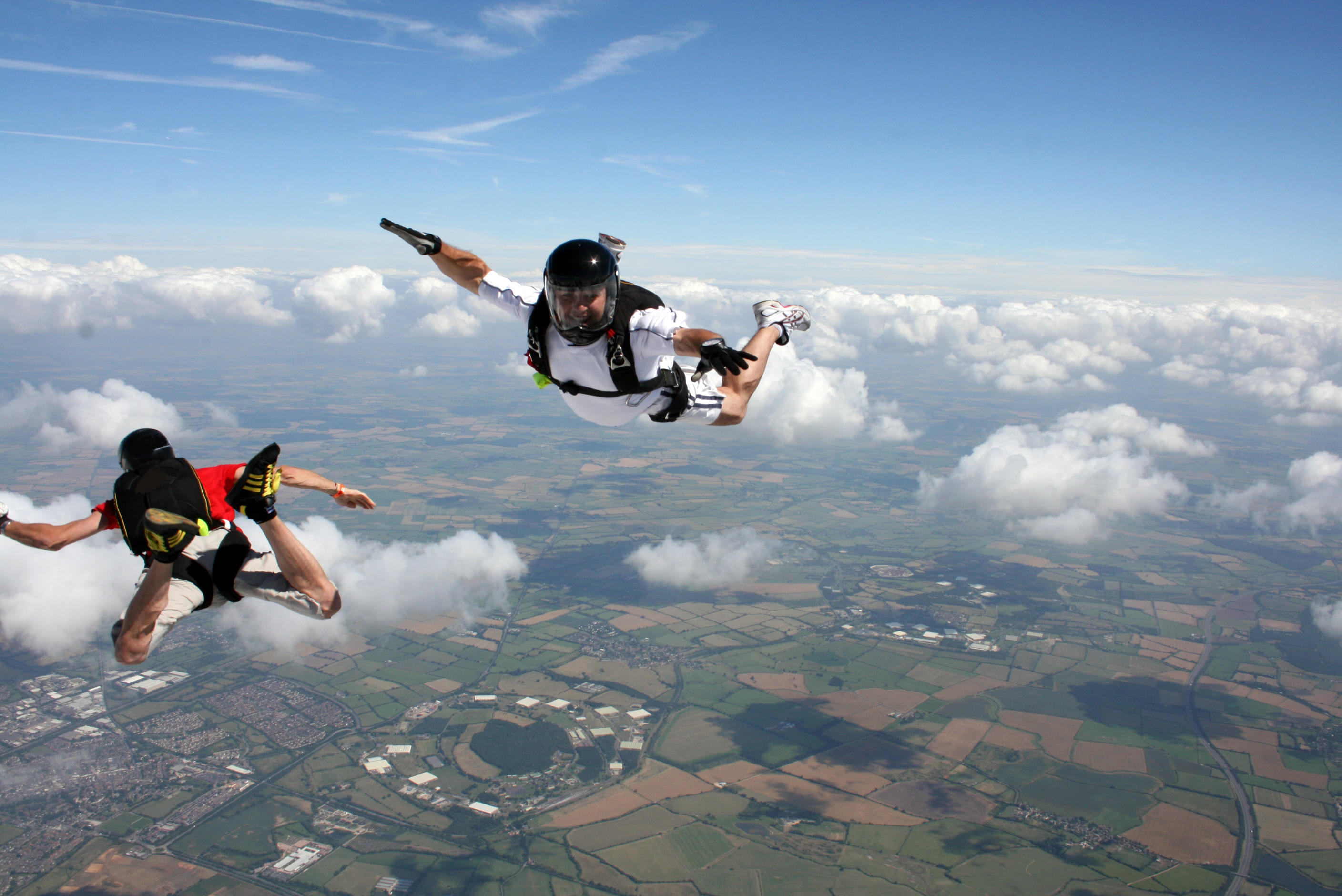 Indulge in the thrilling experience of skydiving in Cairns