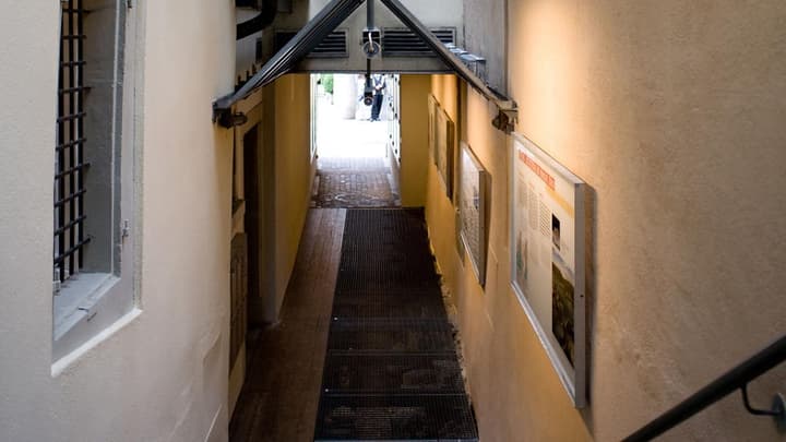 Zurich Walking Tour | Explore World Famous Attractions