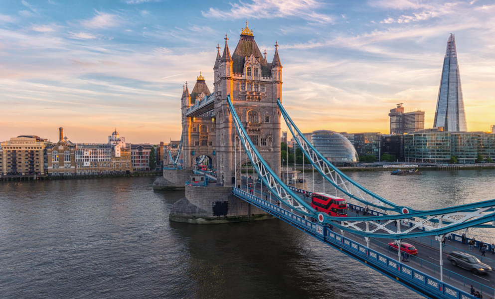 See the London's iconic Tower Bridge