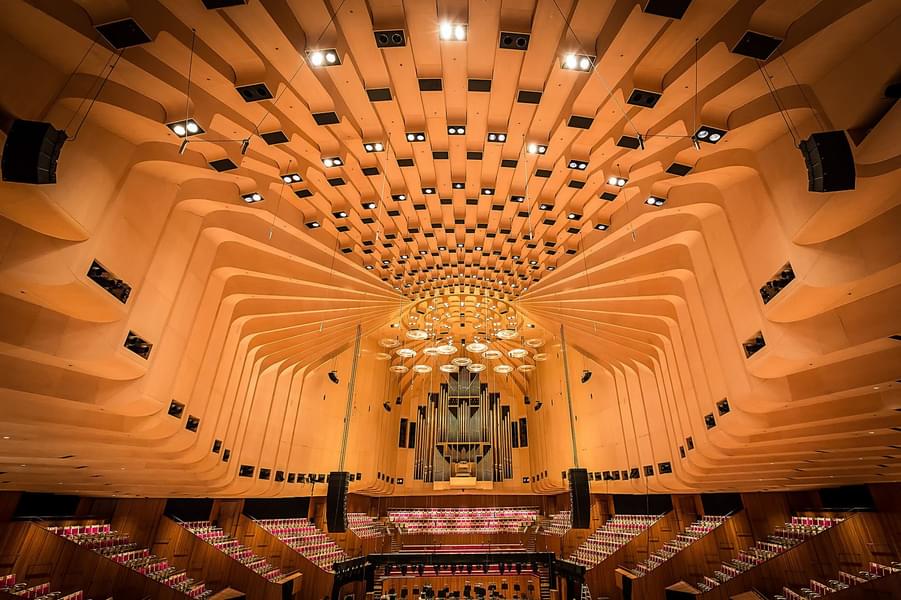 Mesmerizing beauty of Sydney Opera House