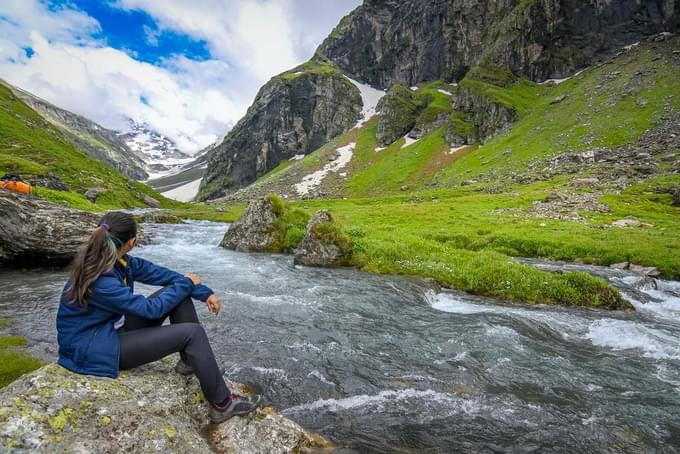 deo tibba base camp starting point