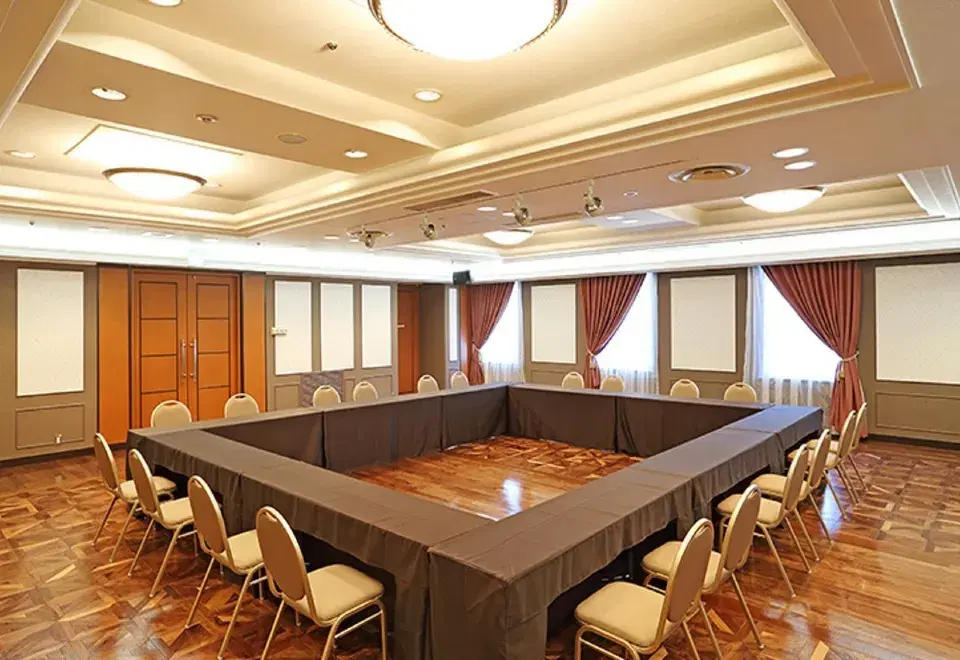Osaka Tokyu REI Hotel
