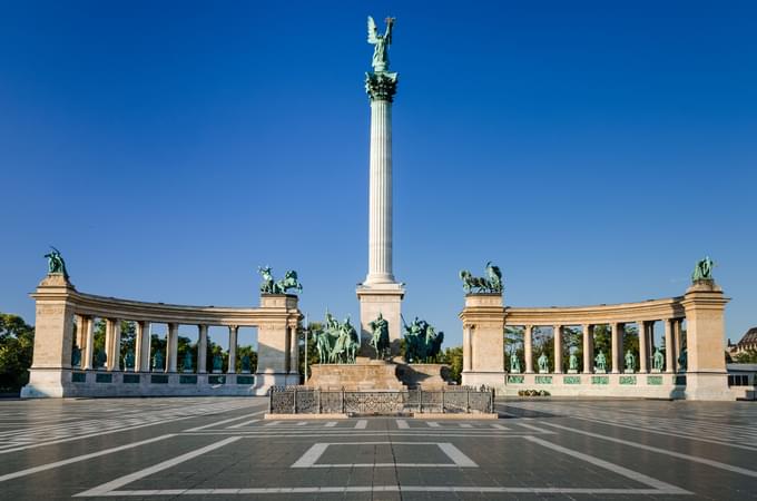 Heroes Square