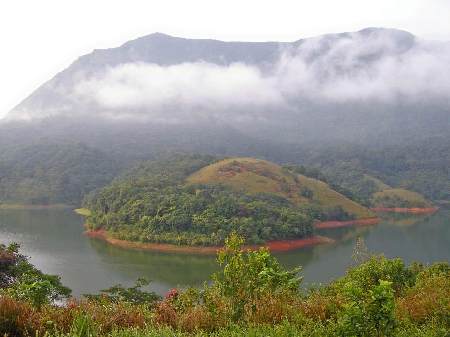 Siruvani Waterfalls 