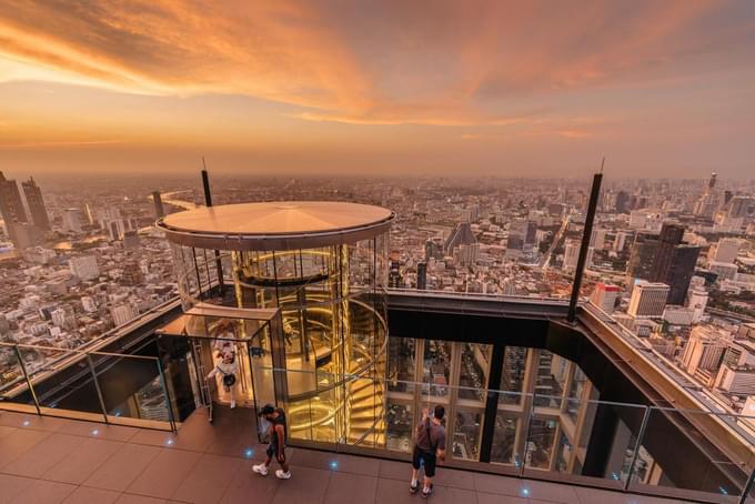 Mahanakhon Skywalk