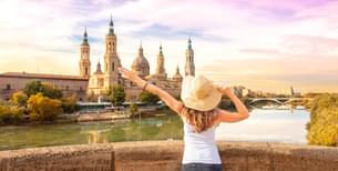 spain tour cost Wcluwzuhgok02qx5fak36itd1vdr shutterstock 2279118423