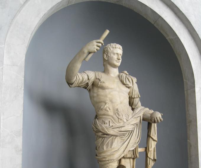 castel sant'angelo statue