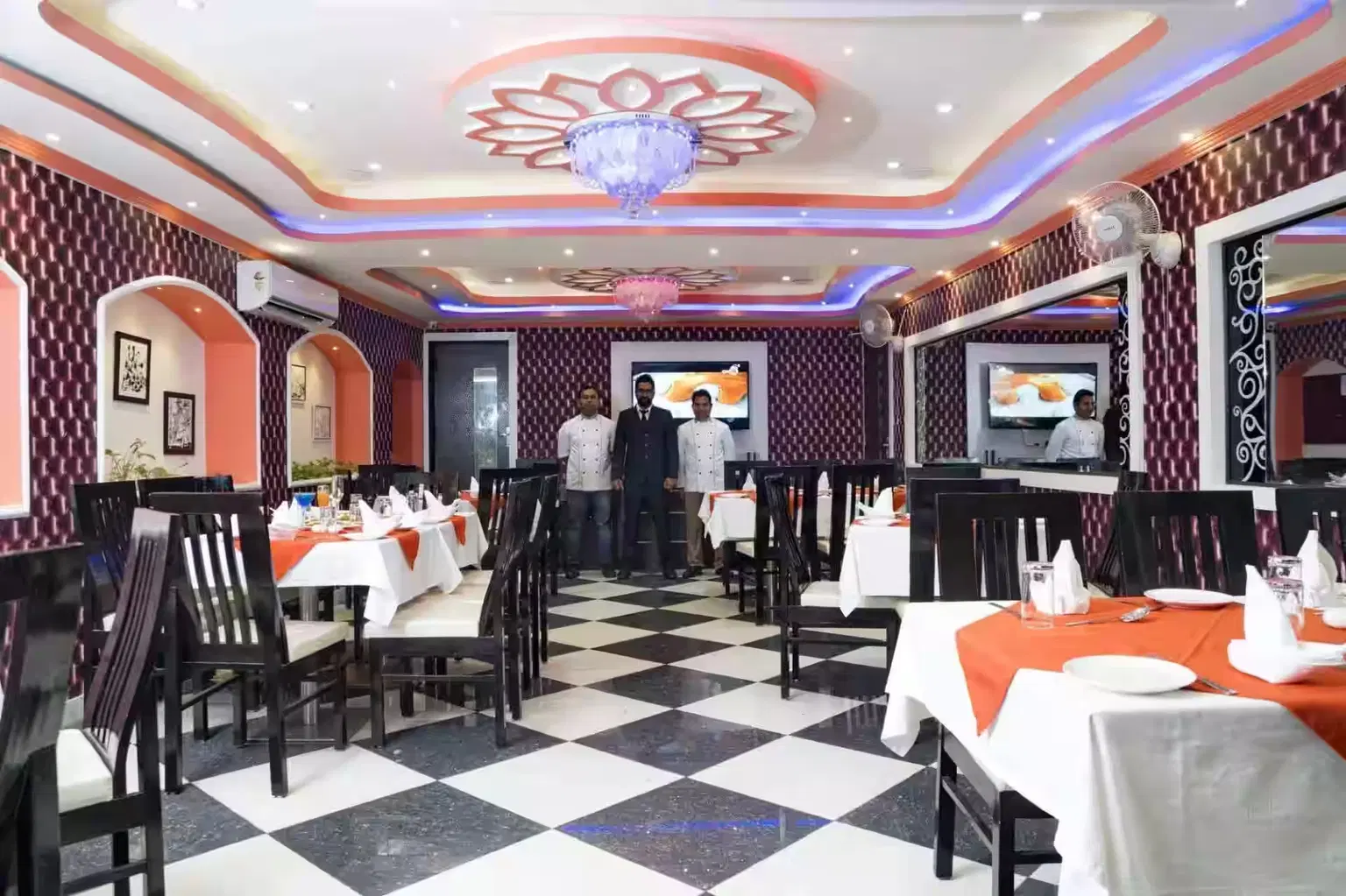 Take a Meal at Bapu Bazar Restaurants