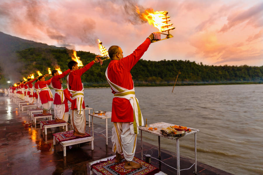 Haridwar & Rishikesh Weekend Tour from Delhi Image