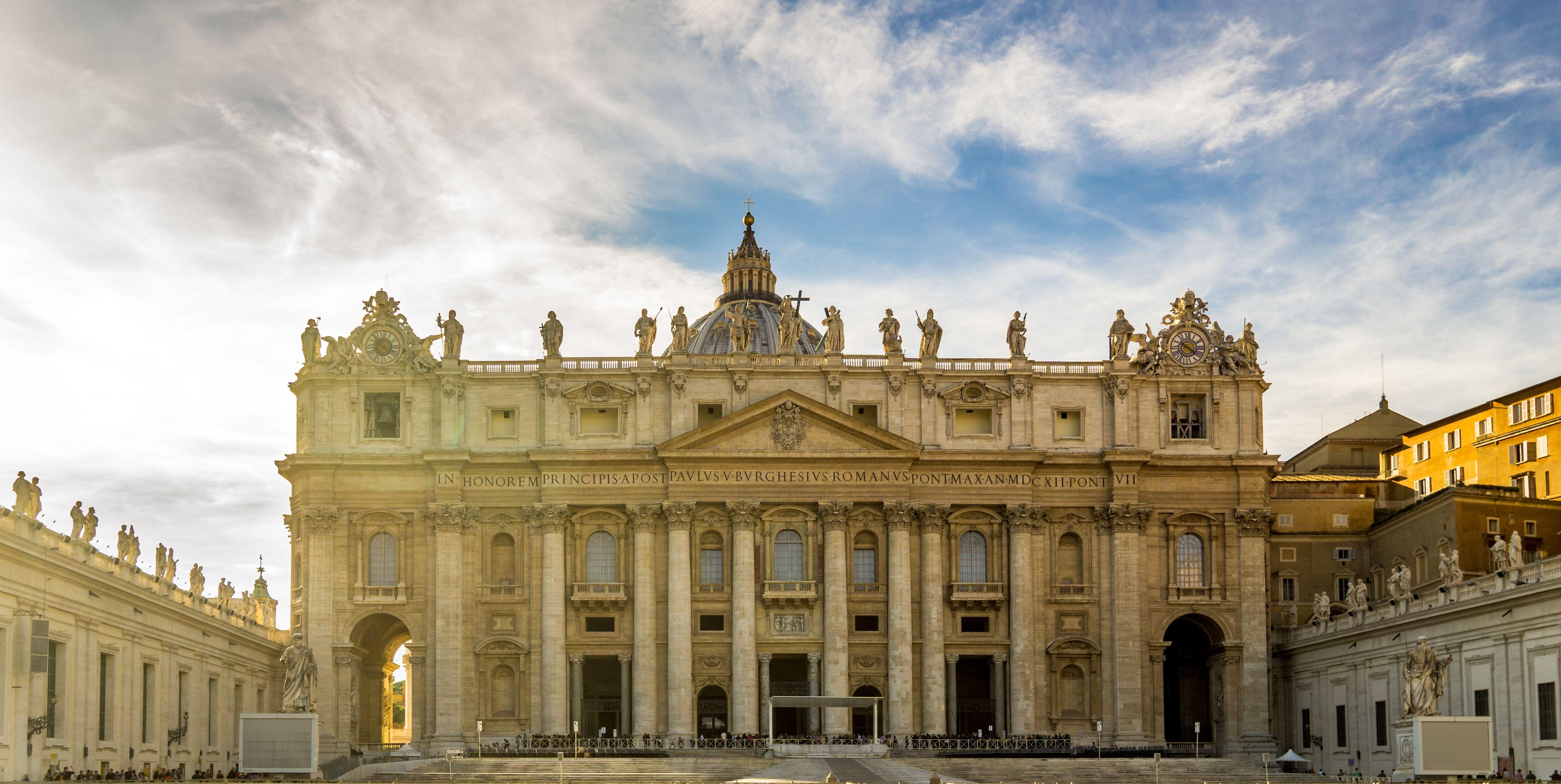 St. Peter's Basilica Opening Hours Mass And Holy Timings