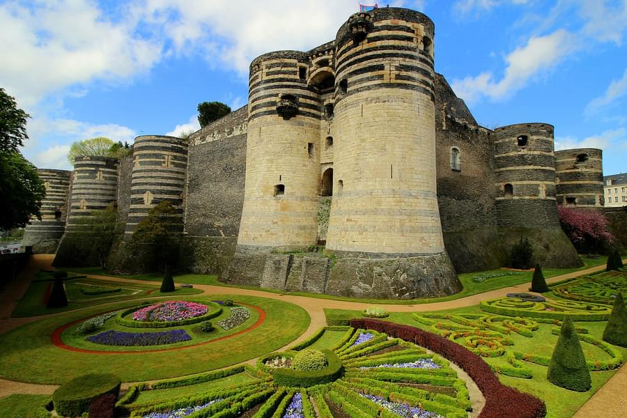 Walk through the beautiful gardens extended from the Castle moats