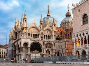 Wk1agq7d4v8e0737o4aa0h9sbbbb shutterstock 2338687371