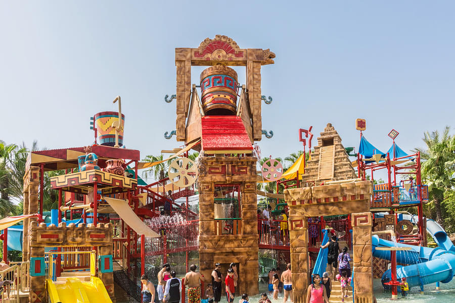 Splash away in the enthralling rides at the Aquaventure waterpark