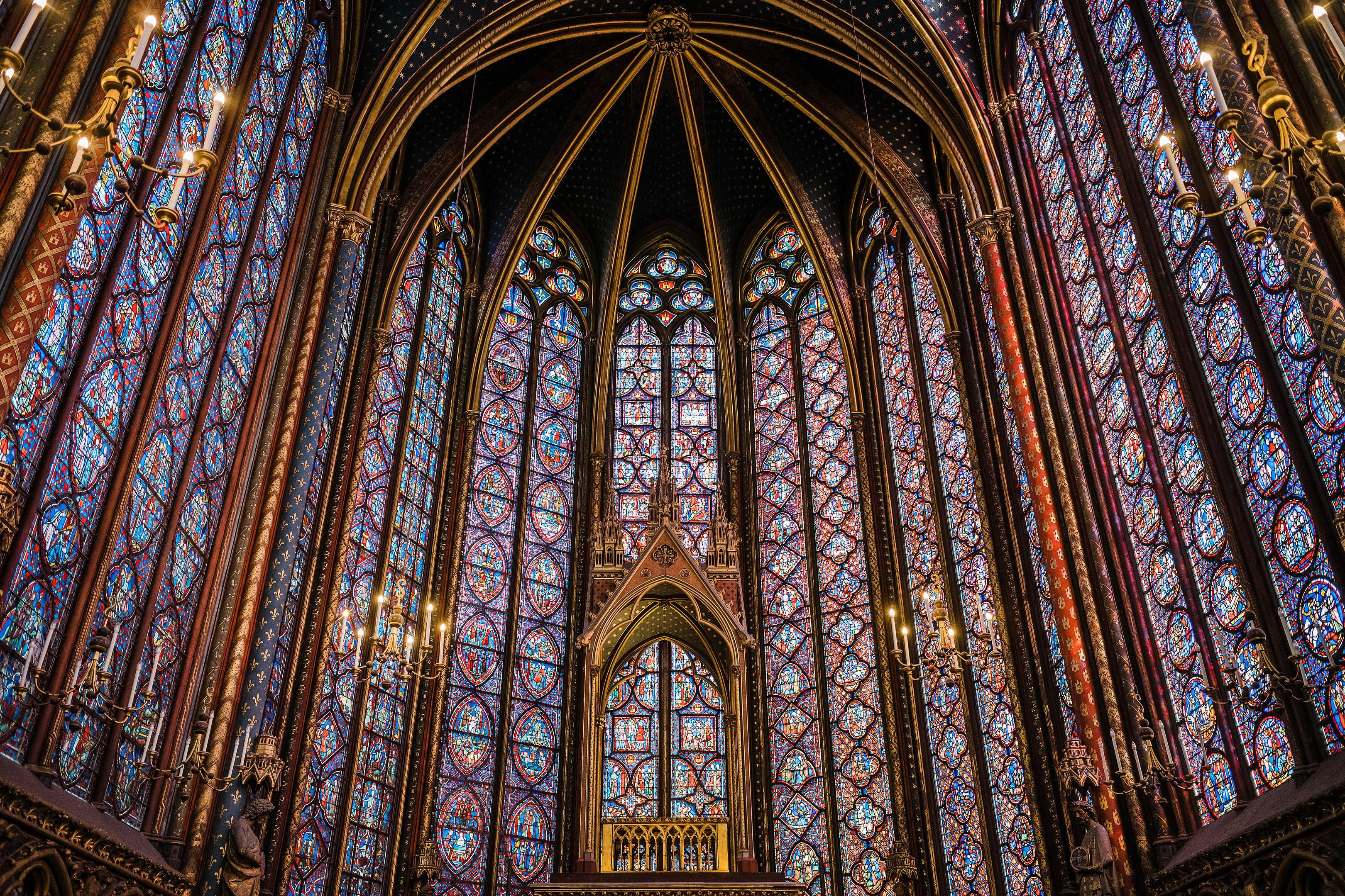 Admire the Gothic Grandeur and Artful Sacristy