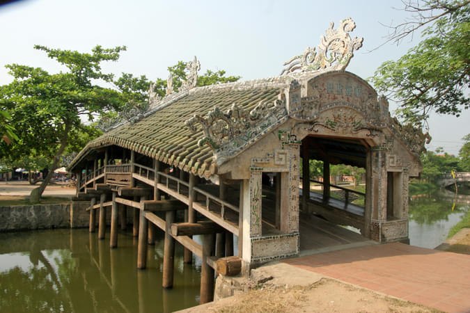 Thanh Toan Bridge
