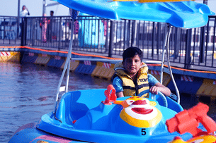 Glide across waves and enjoy a splashy adventure