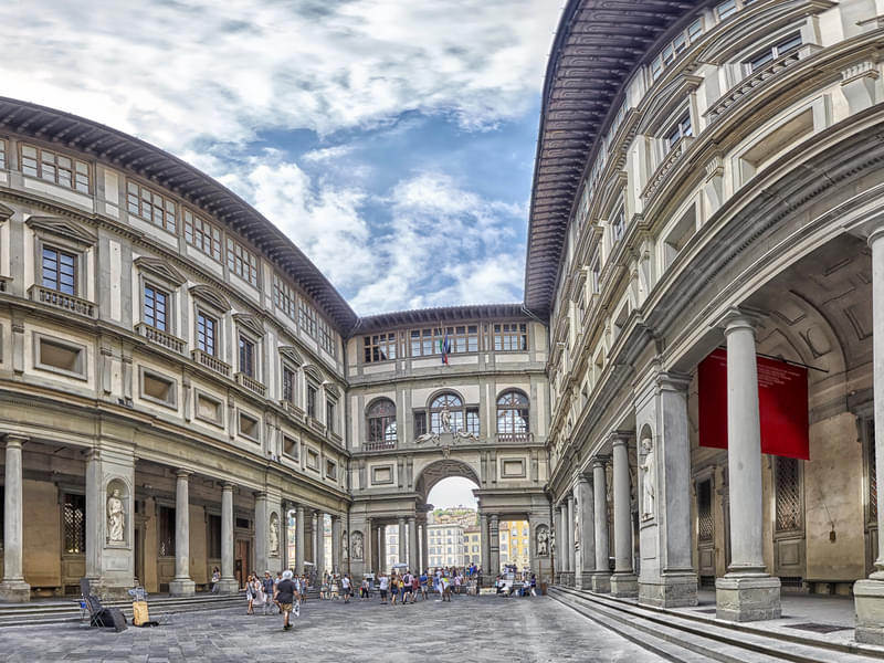 Florence Guided City Tour With Accademia and Uffizi Tickets