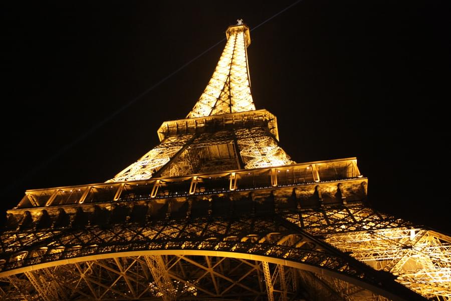 Night View of Eiffel Tower