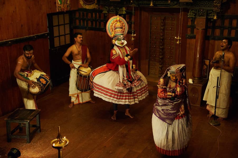 Kalaripayattu and Kathakali Show in Thekkady Image