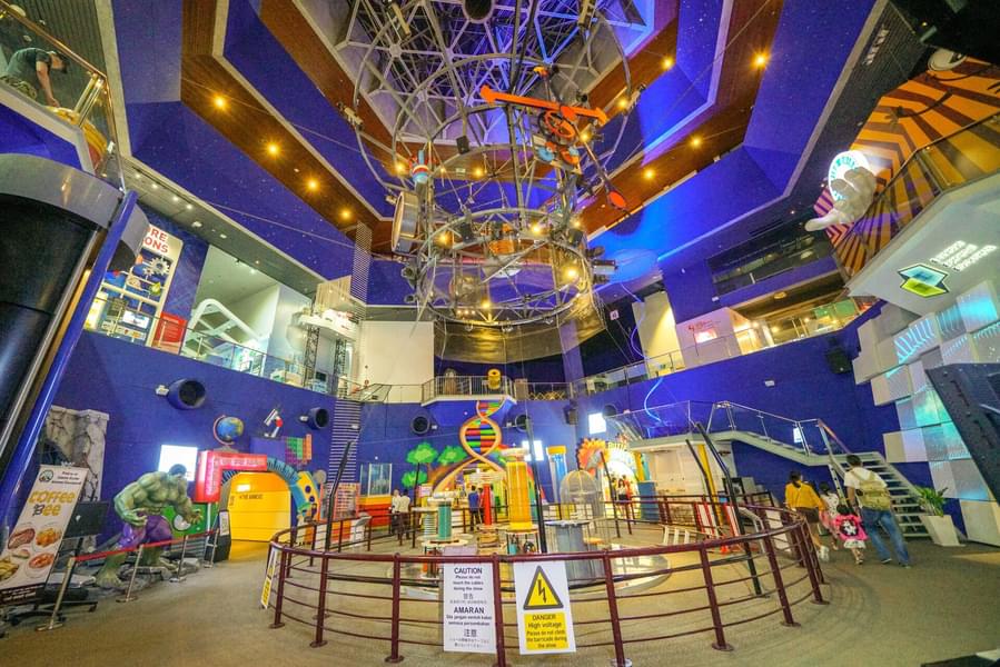 Bring out your inner scientist and explore the wonders of the Singapore Science Centre