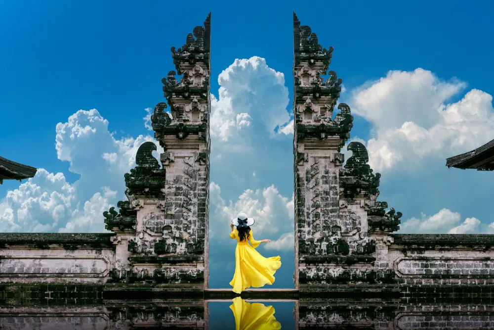 Go on Lempuyang Temple Tour with a professional guide