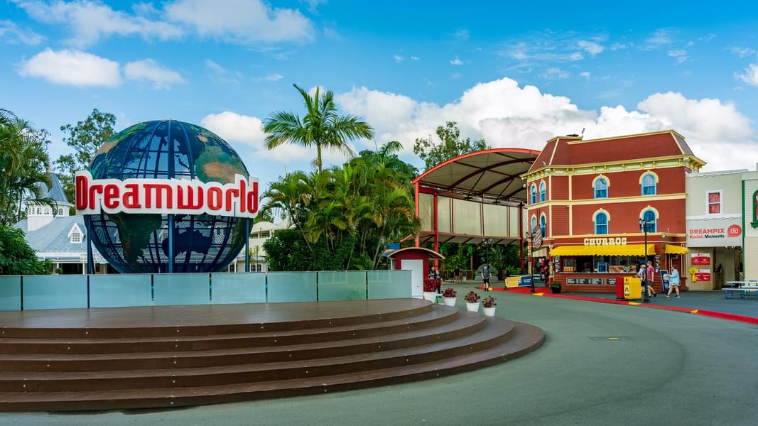Visit Dreamworld in Gold Coast with your family and friends