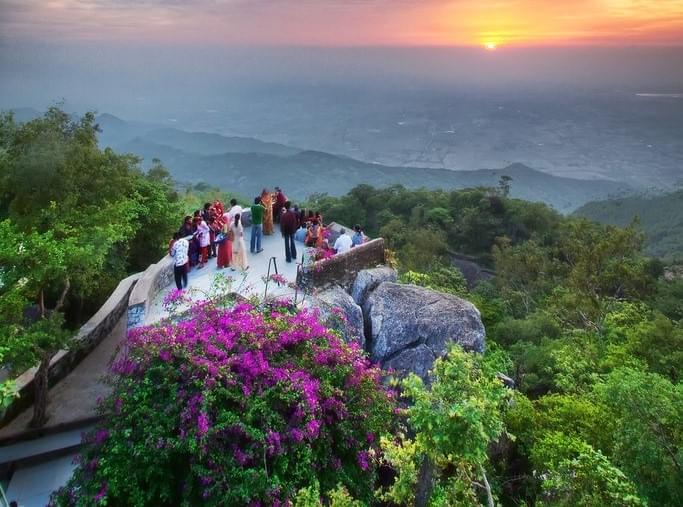 Enjoy a Joyful Trek to reach Sunset Point