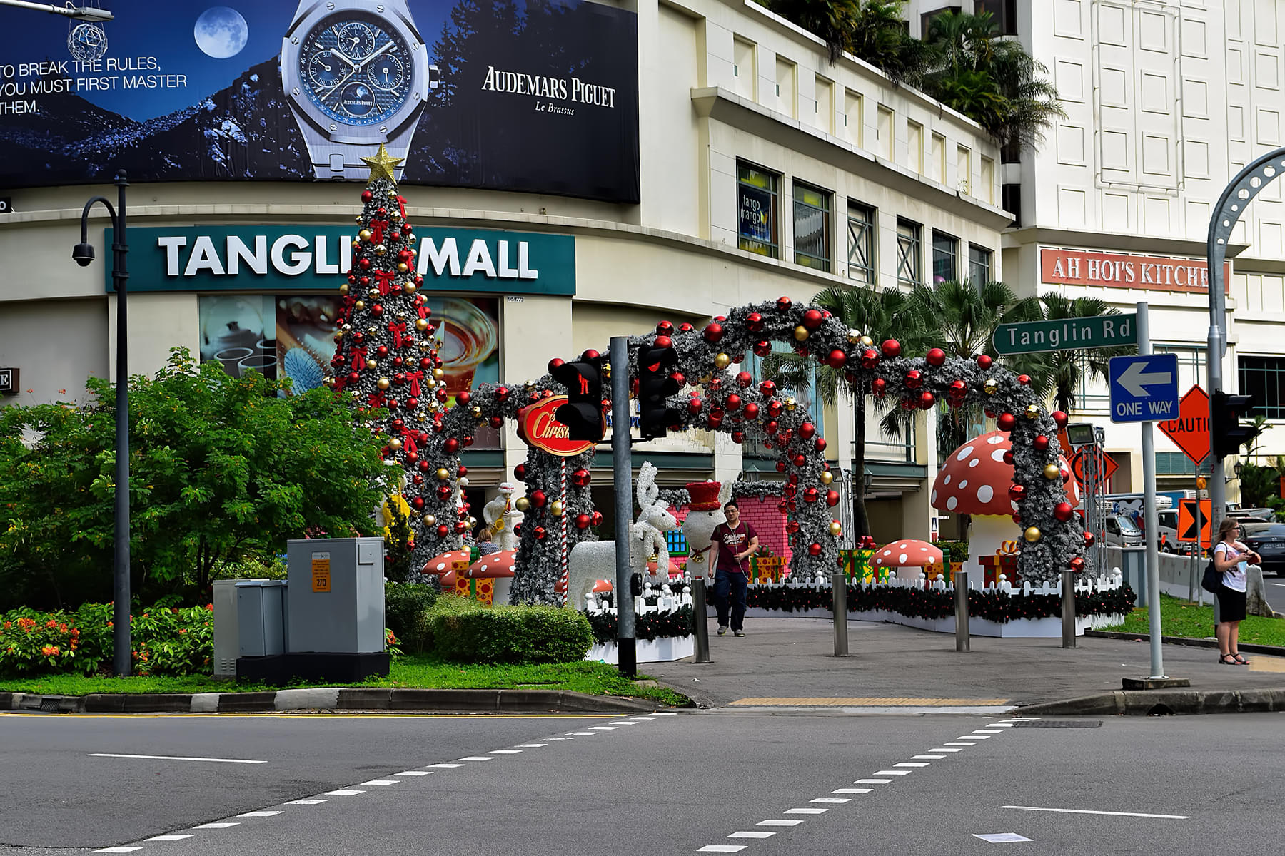 Tanglin Mall Bazaar