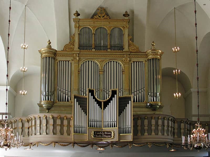 Explore The Grand Organ
