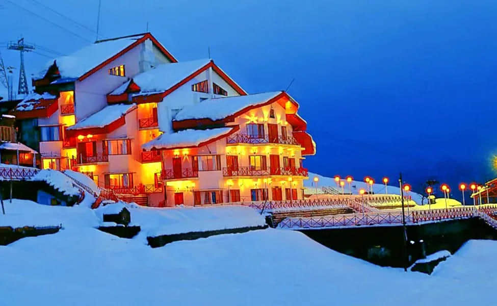 top-stays-in-auli