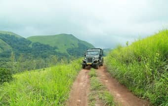 Jeep Safari in Mussoorie