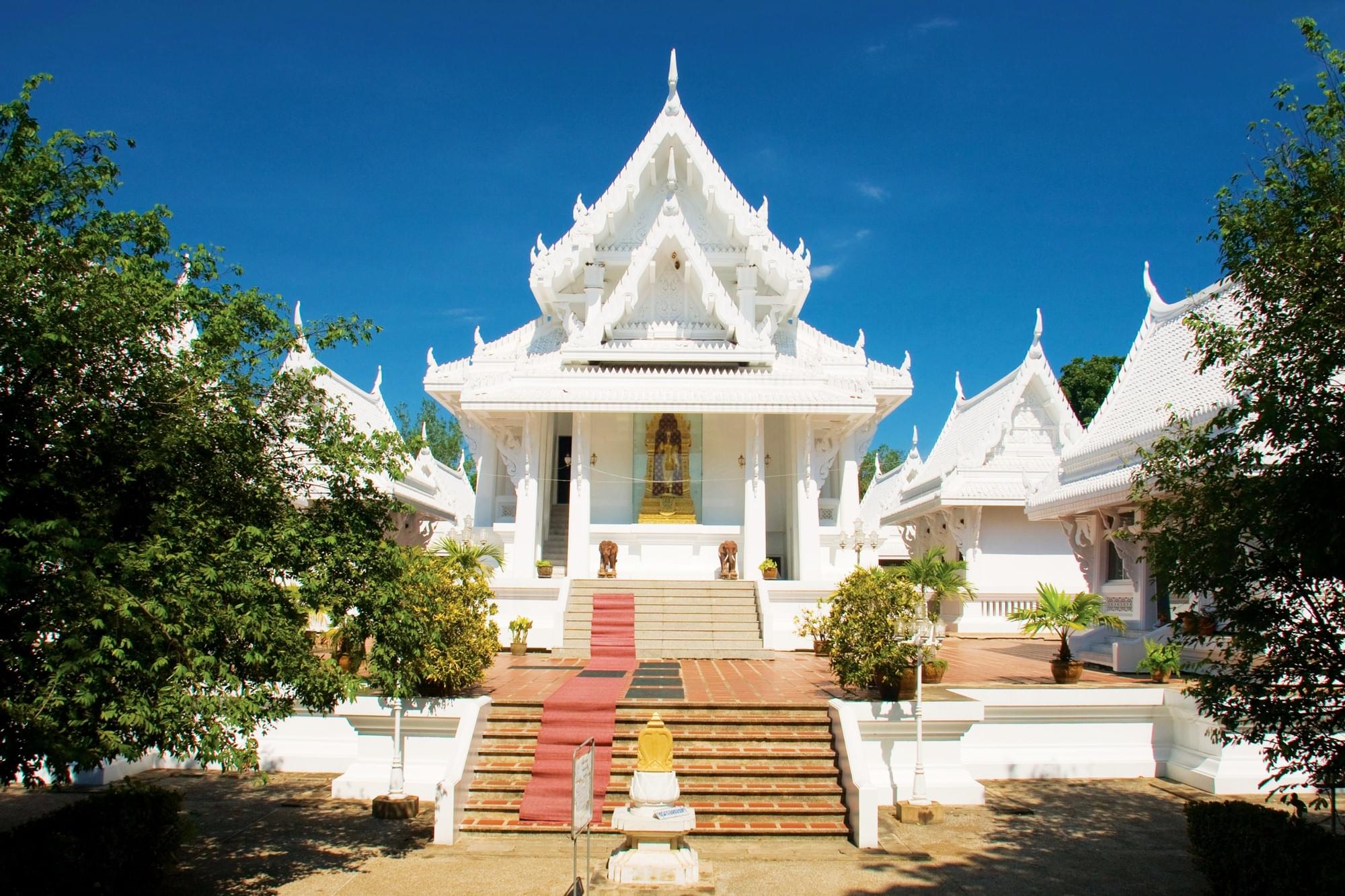 Visit the Luang Por To Shrine