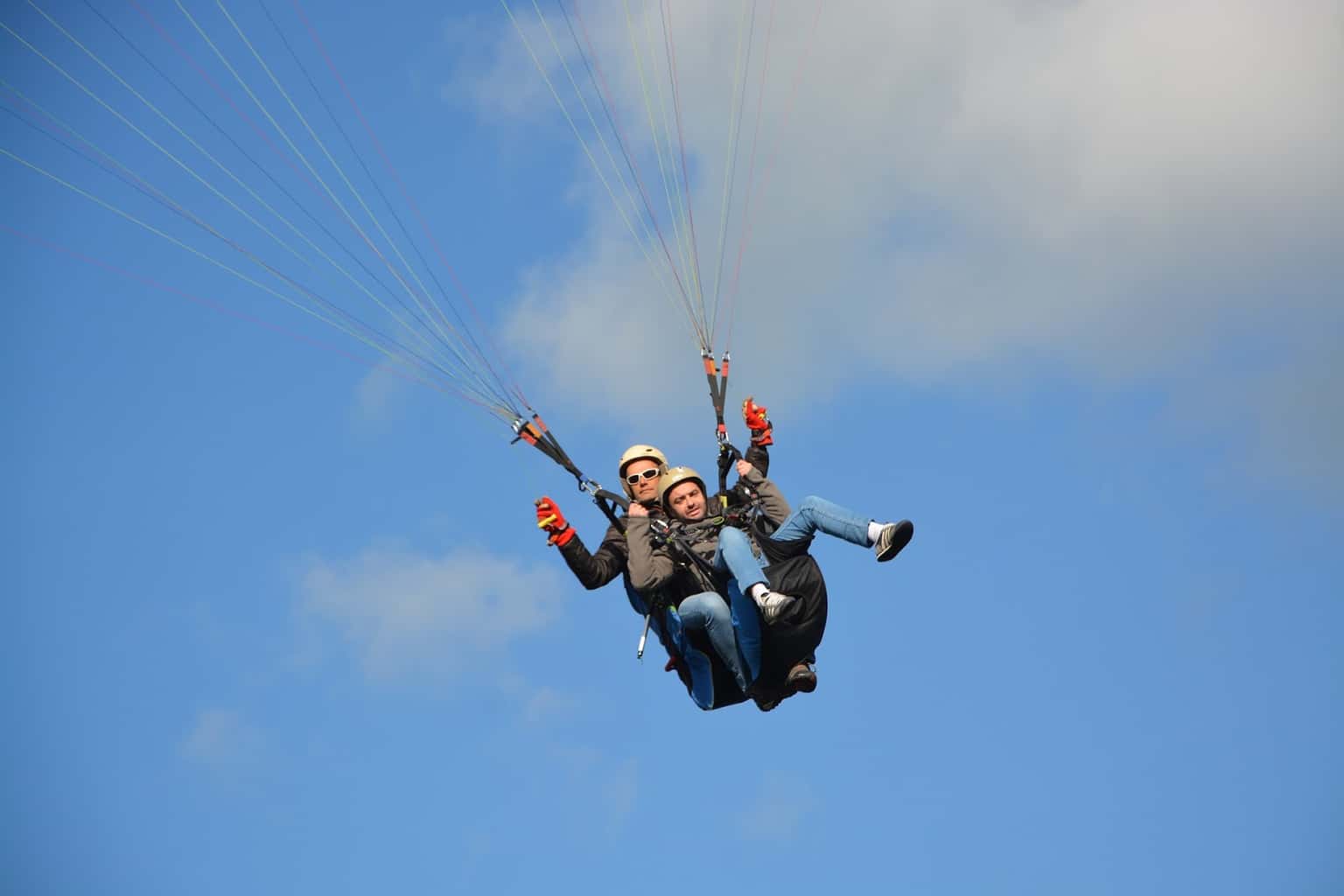 Paragliding in Dubai