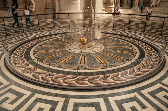 Foucault’s Pendulum pantheon paris